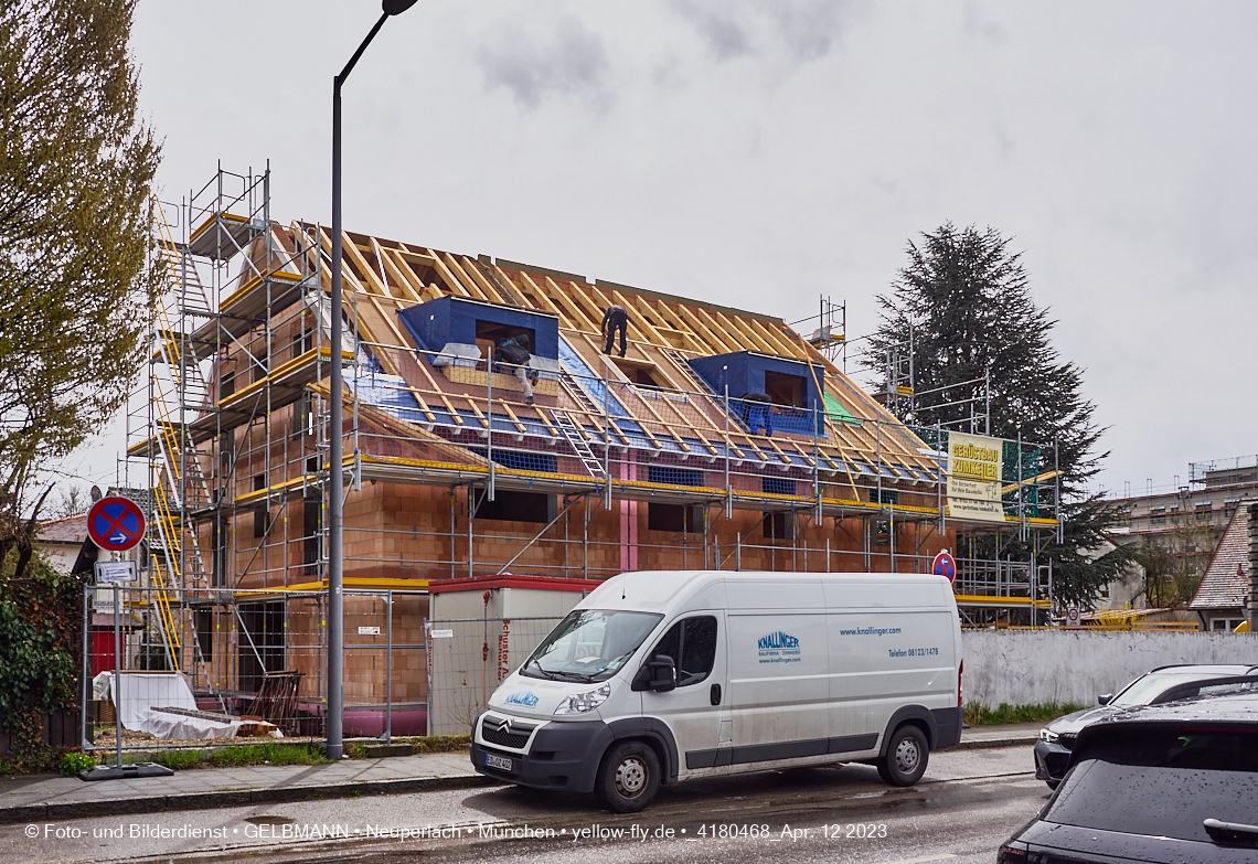 12.04.2023 - Baustelle Niederalmstraße 16 in Neuperlach